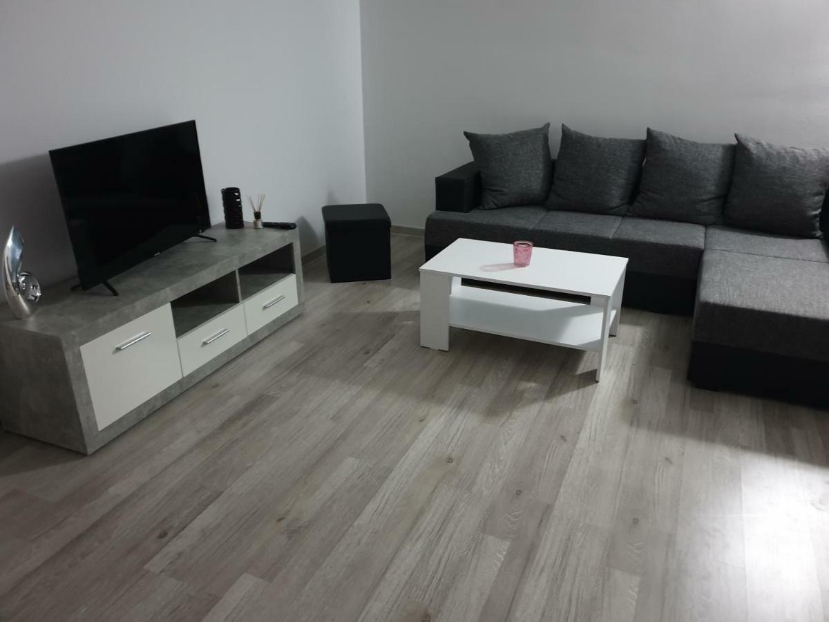 Apartman Luma Baška Voda Εξωτερικό φωτογραφία